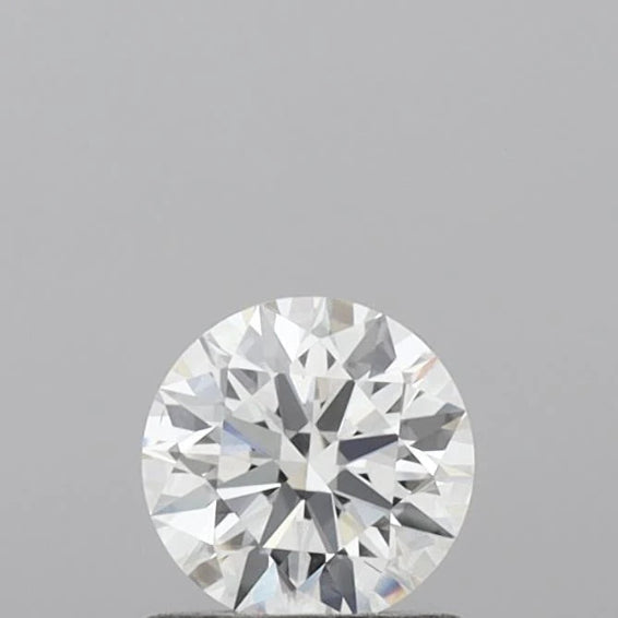 Round diamond on a gray background